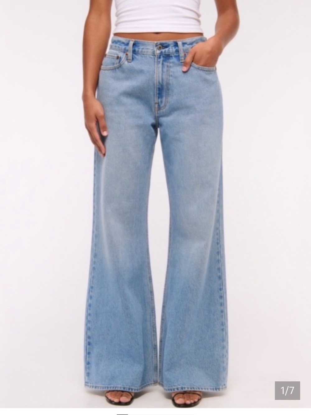 Abercrombie & Fitch Curve Love Baggy
Bootcut Mid Rise Jeans 30 Long